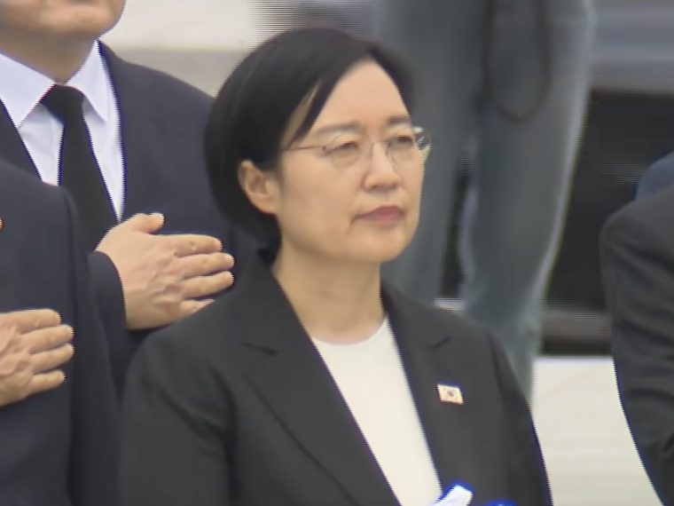 Korea's New PM Opens With an AI Meeting, Not a Handshake Tour